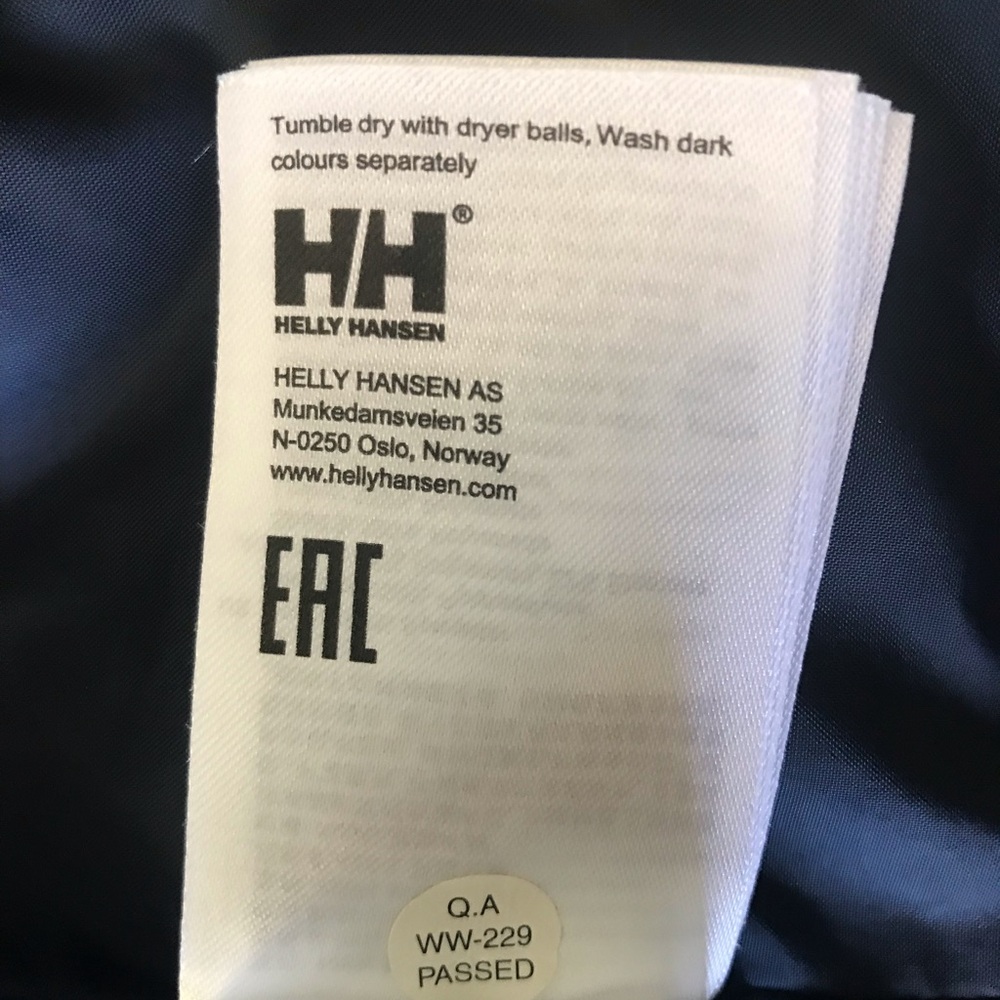 Helly Hansen Insulated Jacket - Picture 8 of 9